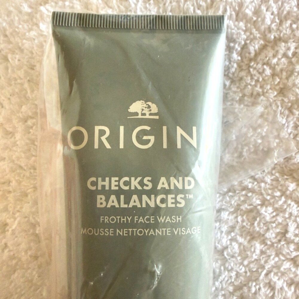 Origins Ginzing SPF 30 Moisturizer 1.7 oz Checks and Balances 5 fl oz Face Wash - Picture 2 of 10